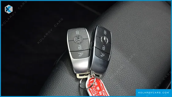 MERCEDES GLB-CLASS GLB220