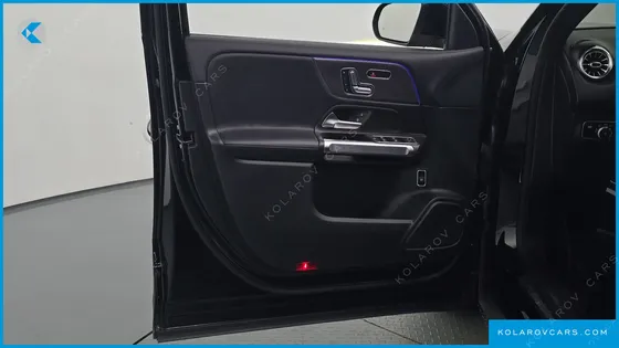 MERCEDES GLB-CLASS GLB220