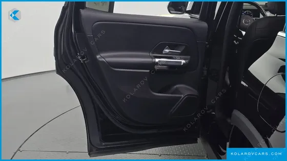MERCEDES GLB-CLASS GLB220