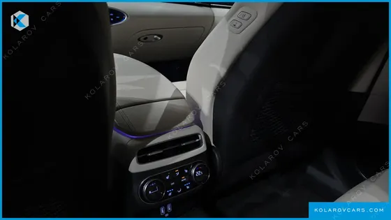 GENESIS GV70 2.5T GASOLINE 2WD