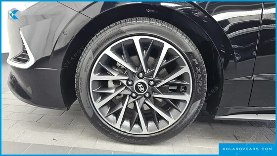 HYUNDAI SONATA INSPIRATION
