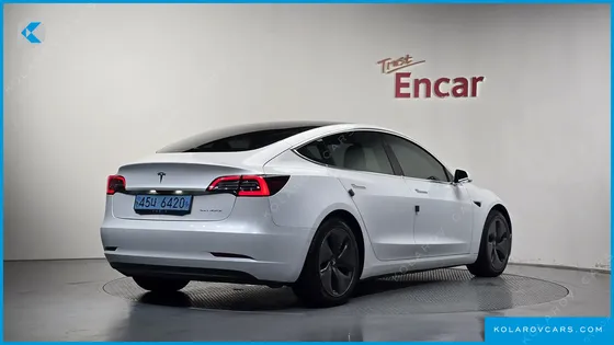 TESLA MODEL 3 LONG RANGE AWD