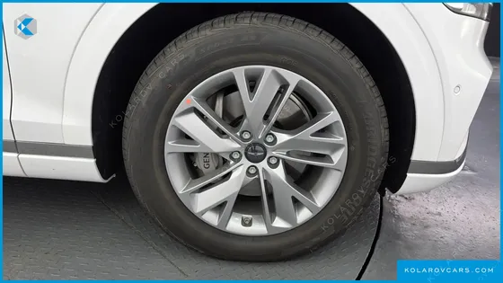 GENESIS GV70 2.5T GASOLINE 2WD