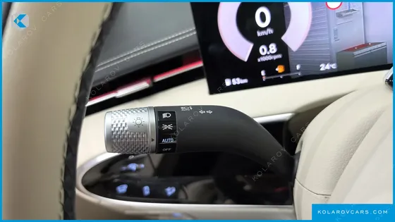 GENESIS GV70 2.5T GASOLINE 2WD
