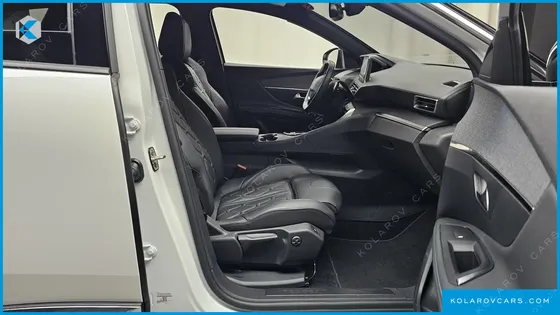 PEUGEOT 3008 1.2 PURE TECH ALLURE