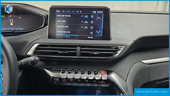 PEUGEOT 3008 1.2 PURE TECH ALLURE