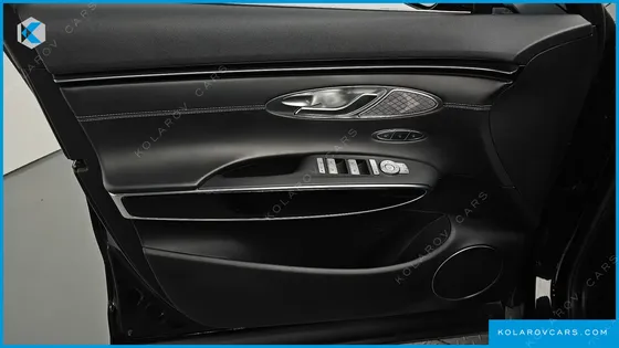 GENESIS GV70 2.5T GASOLINE 2WD