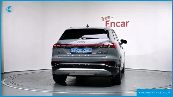AUDI Q4 E-TRON 40 PREMIUM