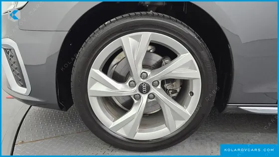 AUDI A4 40 TFSI PREMIUM