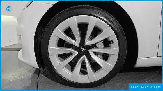 TESLA MODEL 3 LONG RANGE AWD