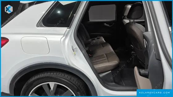 AUDI Q4 E-TRON 40 PREMIUM
