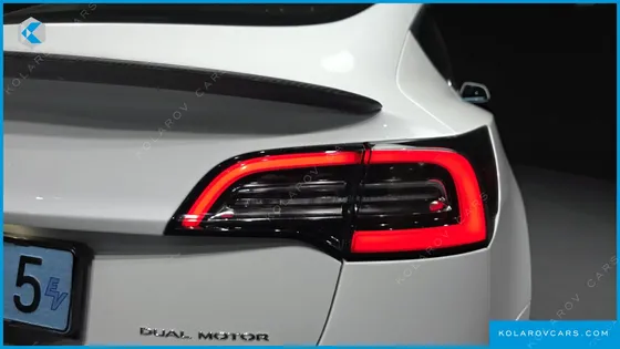 TESLA MODEL 3 LONG RANGE AWD