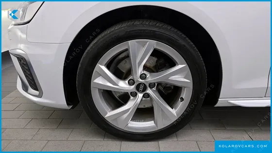 AUDI A4 40 TFSI PREMIUM