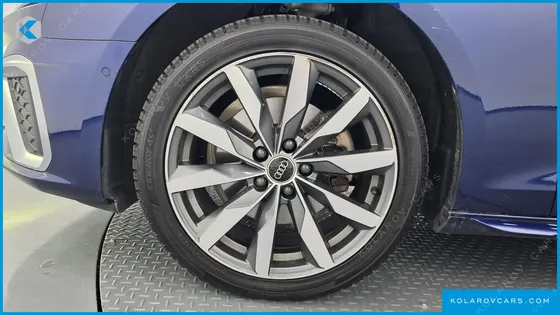 AUDI A4 40 TFSI PREMIUM