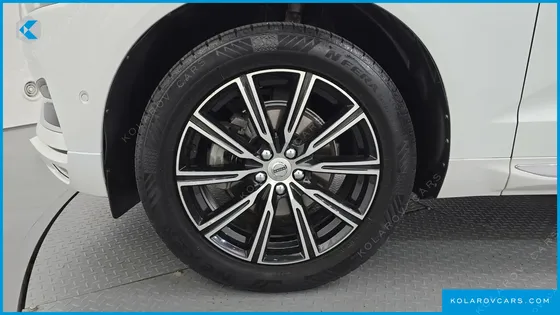 VOLVO XC60 D4 INSCRIPTION