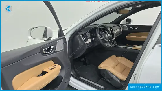VOLVO XC60 D4 INSCRIPTION