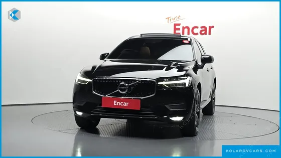VOLVO XC60 D5 MOMENTUM