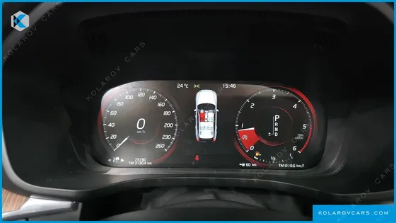 VOLVO XC60 D5 MOMENTUM
