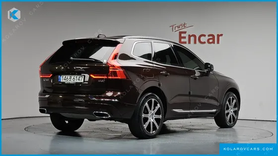 VOLVO XC60 B6 INSCIRTION