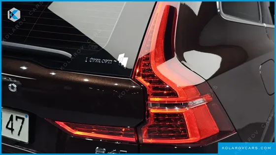 VOLVO XC60 B6 INSCIRTION