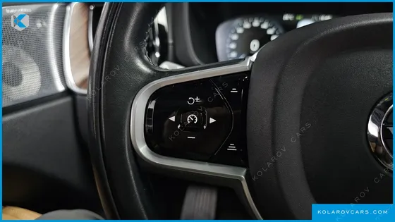 VOLVO XC60 B6 INSCIRTION