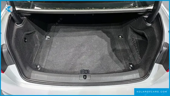 AUDI A4 35 TDI PREMIUM