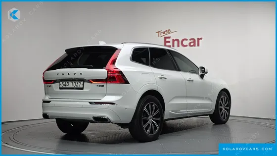 VOLVO XC60 T8 INSCRIPTION