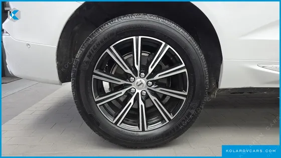 VOLVO XC60 T8 INSCRIPTION