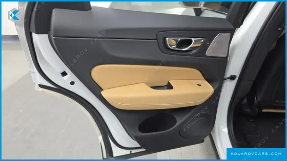 VOLVO XC60 T8 INSCRIPTION