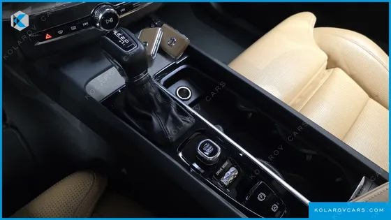 VOLVO XC60 D5 INSCRIPTION