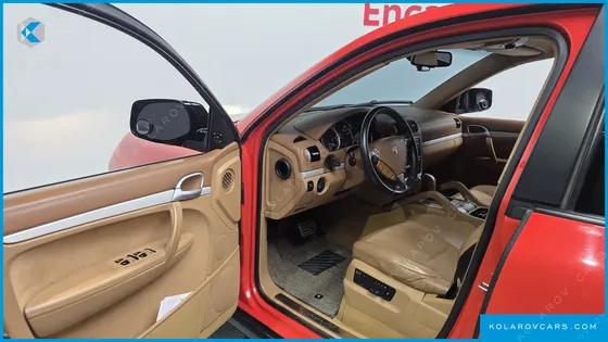 PORSCHE CAYENNE 4.8 GTS