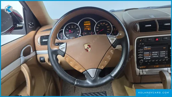 PORSCHE CAYENNE 4.8 GTS