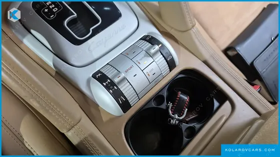 PORSCHE CAYENNE 4.8 GTS