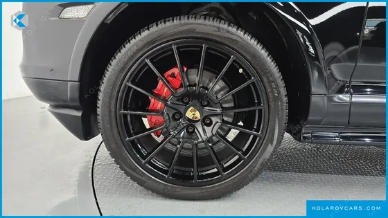 PORSCHE CAYENNE 4.8 GTS