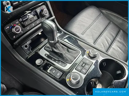 VOLKSWAGEN TOUAREG V6 3.0 TDI R-LINE