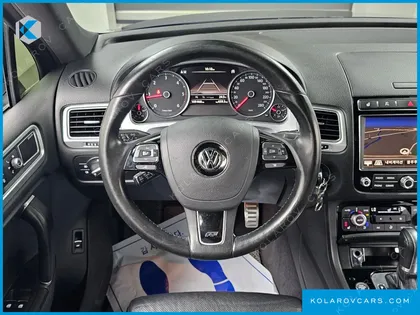 VOLKSWAGEN TOUAREG V6 3.0 TDI R-LINE