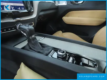 VOLVO XC60 T6 INSCRIPTION