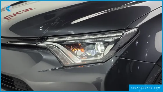 TOYOTA RAV4 2.5 4WD HYBRID