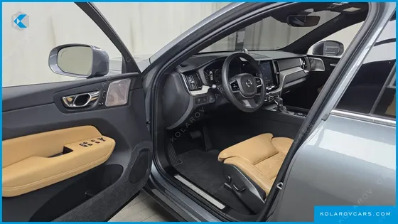 VOLVO XC60 T6 INSCRIPTION