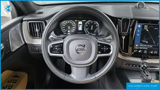 VOLVO XC60 T6 INSCRIPTION