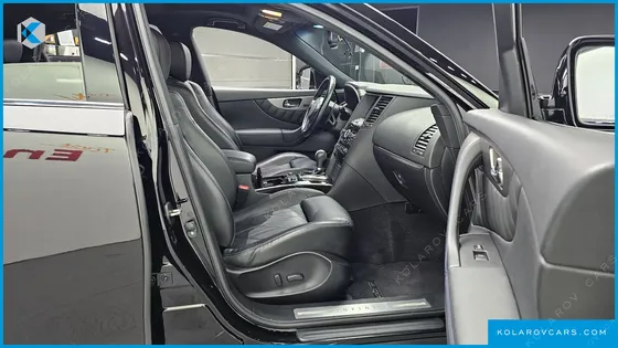 INFINITY QX70 3.7 AWD