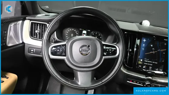 VOLVO XC60 T6 INSCRIPTION