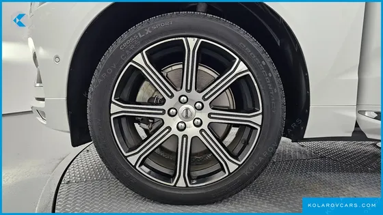 VOLVO XC60 D5 INSCRIPTION