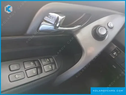 KGM - SSANGYONG KORANDO 4WD TX 9-SEATER