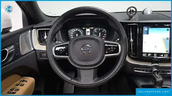 VOLVO XC60 D4 INSCRIPTION