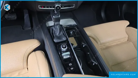 VOLVO XC60 T6 INSCRIPTION