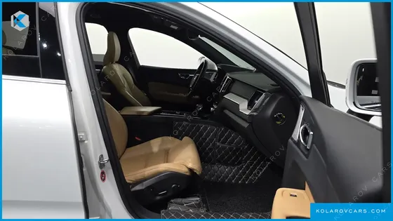 VOLVO XC60 D5 INSCRIPTION