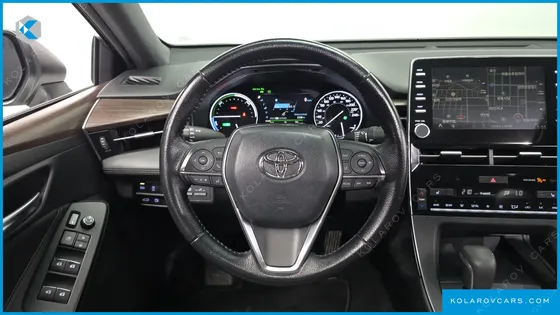 TOYOTA AVALON 2.5 HYBRID