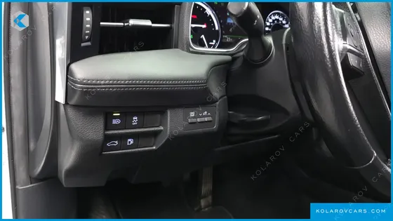 TOYOTA AVALON 2.5 HYBRID