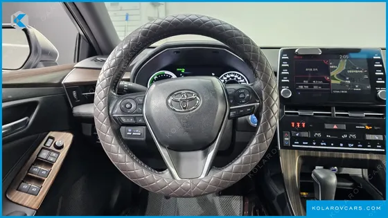 TOYOTA AVALON 2.5 HYBRID